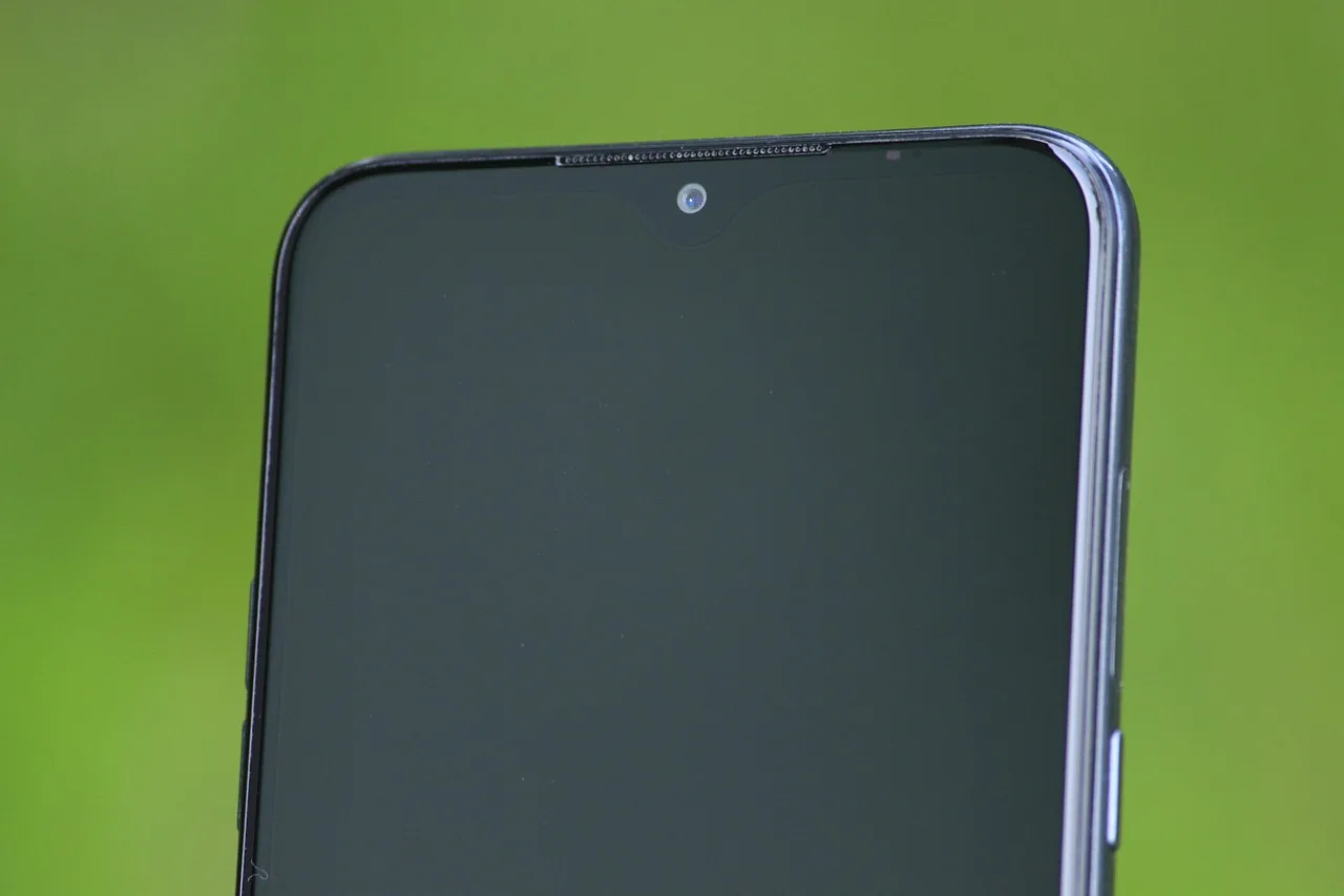 lg, lg k41, phone, cellular, technology, black phone, camera, style, green, blur, cuba, lg black, black cell, screen, black screen, touch screen, tactile, pictures of lg phones, pictures of lg k41s phone, mid-range, mid-range phone, mid-range cell phone, spectrum, smartphone, mobile phone. Parental control apps in the US, free vs paid and what $10 a month buys