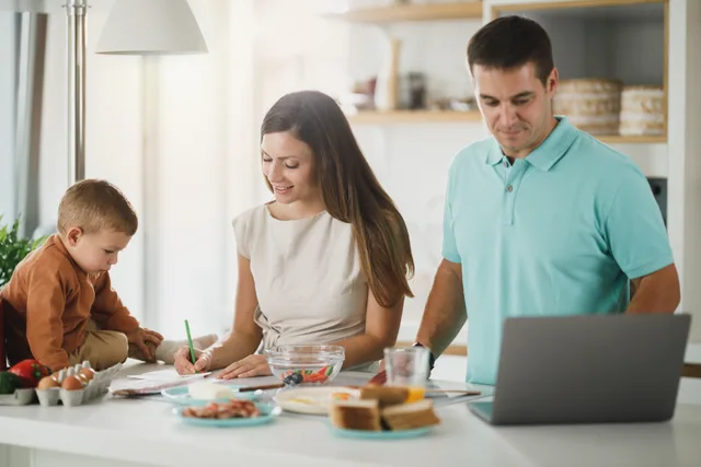 Working Family. Parental Controls Guide: Tell Your Child What's On