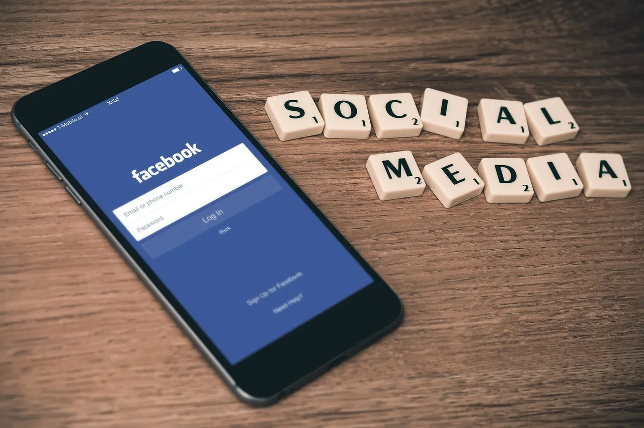social media, facebook, smartphone, iphone, mobile, media, web, internet, social network, social networking, multimedia, social media, social media, social media, facebook, facebook, facebook, facebook, facebook. Reporting cyberbullying and sextortion, the NCMEC CyberTipline and local police explained