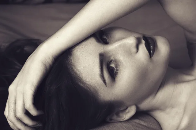 woman, beauty, monochrome, makeup, face, glamour, beautiful, attractive, gorgeous, girl, female, pose, model, portrait, black and white, woman, woman, beauty, beauty, beauty, beauty, beauty, makeup, face, face, girl, girl, model, model. Self-esteem and body image laws cover adverts, but nothing a teenager scrolls